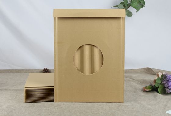 400x500mm Kraft Paper Bubble Bags Corrugated Paper Envelope Bag