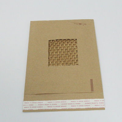 Custom Degradable Mailing Bags 25x35cm Floral / Geometric Honeycomb Padded Mailer