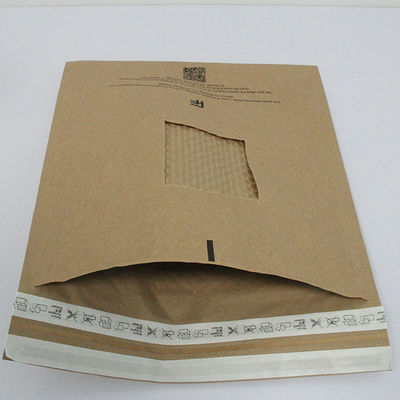 Elegant Custom Biodegradable Mailers 15x20cm Reciclate Kraft Mailers in rilievo