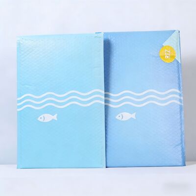 Tear Resistant and Waterproof Plastic Bubble Mailer with Customizable Printing for Secure E-commerce Shipping