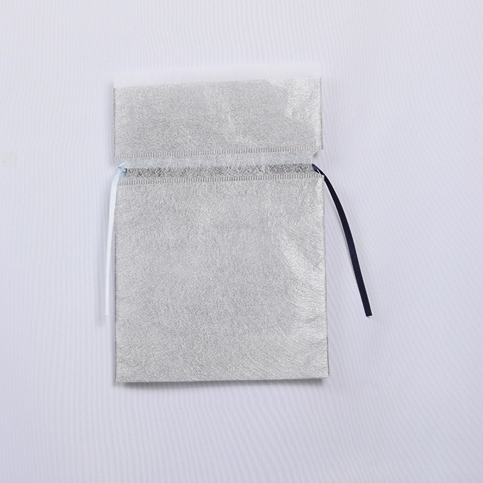 Lightweight Non-Woven Drawstring Bag with Customizable Sizes 5.25x3x8.5 and 5x3.75x8 for Shopping and Gift Packaging