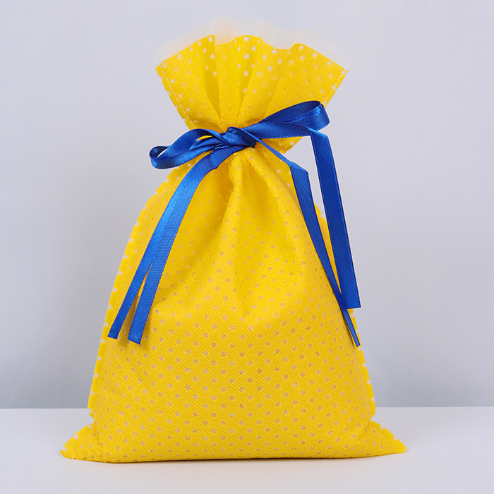 Lightweight Non-Woven Drawstring Bag with Customizable Sizes 5.25x3x8.5 and 5x3.75x8 for Shopping and Gift Packaging