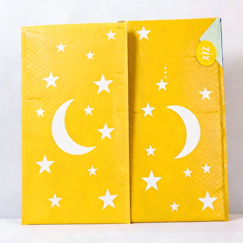 Tear Resistant and Waterproof Plastic Bubble Mailer with Customizable Printing for Secure E-commerce Shipping